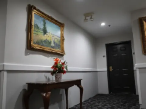 Ramada by Wyndham SeaTac Airport North Hotels in Tukwila