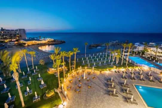 Infinity Blu - Designed for Adults by Louis Hotels