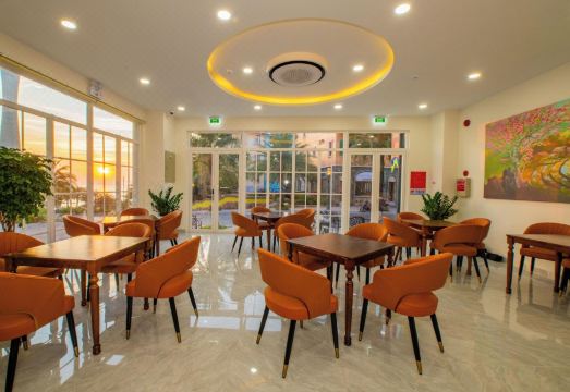 3. 호앙 혼 호텔..