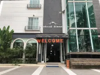 Atikarn Princess Hotel & Resort Hoteller i Nong Khon Kwang