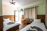 Hotel Harmony & Little Bites Bistro Các khách sạn ở Lalitpur