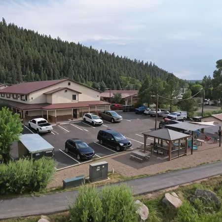 RiverWalk Inn