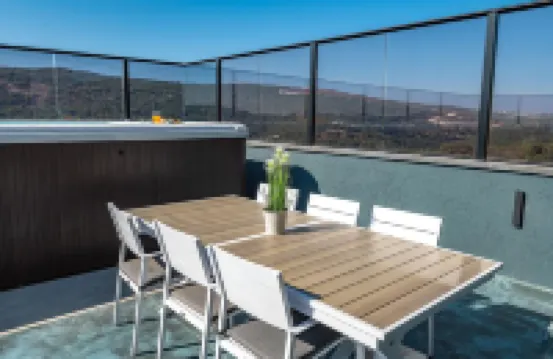 Naomi Boutique Suites