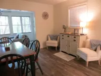 LAKEFRONT Retreat! <br>Escape To Lake Hartwell in this lakeside cottage!