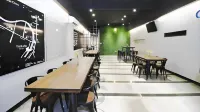 My Studio Hotel Juanda Airport Surabaya Hôtels à proximité de l'Aéroport international Juanda