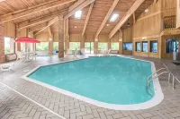 Baymont by Wyndham Muskegon Hotels in Muskegon