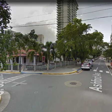 Condado Beach Chic - Walk everywhere