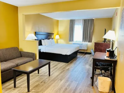 Econo Lodge Inn & Suites Monroe Hotels near Jeff's Bait & Tackle