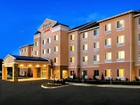 Fairfield Inn & Suites Watertown Thousand Islands Hôtels à : Watertown