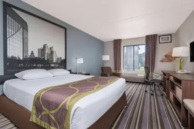 Super 8 by Wyndham Bloomington/Airport Hotels in Bloomington
