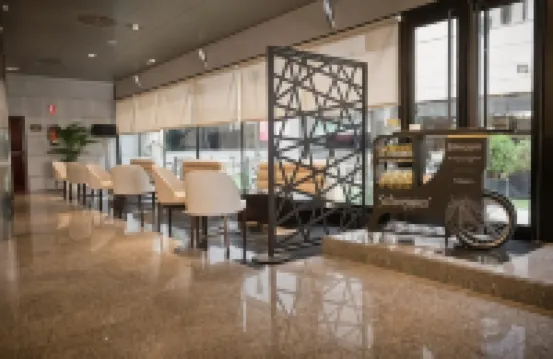 호텔 프린세사 데 에볼리