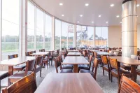 Foz Budget Hotel - parkir
