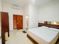 RedDoorz at Artomoro Guest House