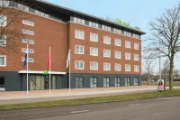 ibis Styles Haarlem City Hotel dekat Seaport Marina IJmuiden
