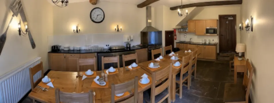 England's Gate and Coachhouse