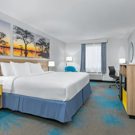 Days Inn & Suites by Wyndham Cabot Hotels in Cabot