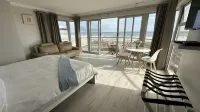 Oceansnest Guest House Hotels in Bloubergstrand