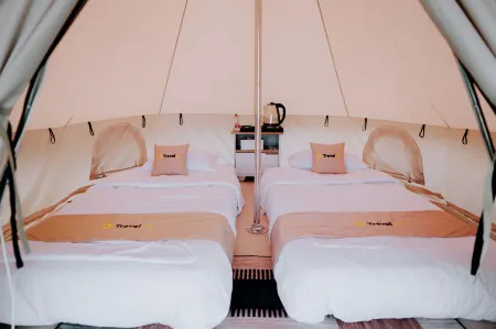 Glamping Telaga Menjer By Travelink Отели в г. Garung