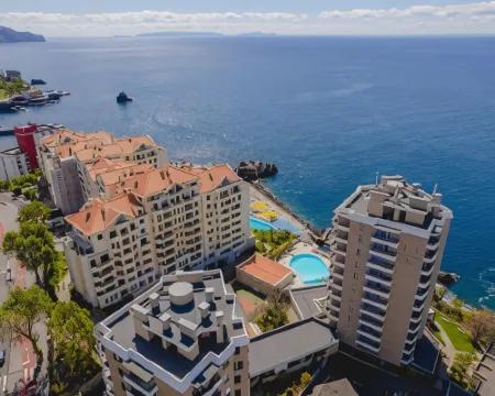 Duas Torres Hotel Hotels in Funchal