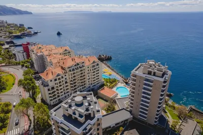 Duas Torres Hotel Hoteles cerca de Santa Catarina Park