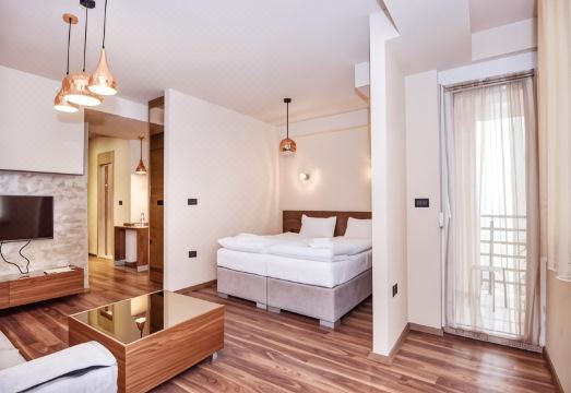 2. 호텔 블라호..