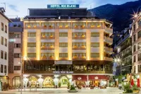 Roc Blanc Hotel & Spa Hotels near Caldea Thermal Spa
