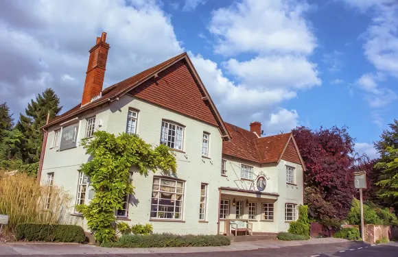 託馬斯勛爵賓館