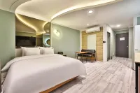 Incheon Seogu Hound Hotels near Geomam