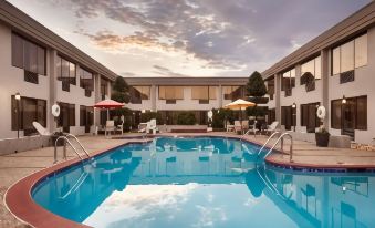 Best Western Plus Madison-Huntsville Hotel