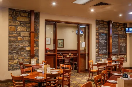 Barossa Brauhaus Hotel Отели в г. Мокулта