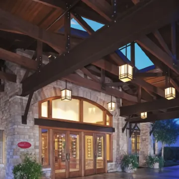 DoubleTree by Hilton Hotel Libertyville - Mundelein