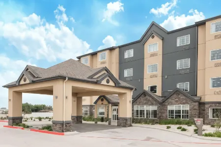 Microtel Inn & Suites by Wyndham Lubbock Отели в г. Лаббок