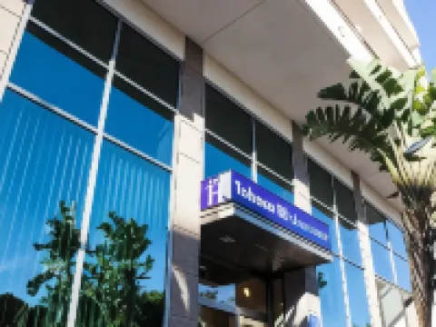 阿爾穆涅卡託沃索酒店 鄰近Loro Sexi Ornithological Park的酒店