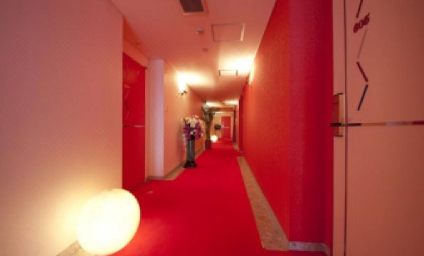 V Hotel (Adult Only)