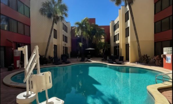Tropical Palms Hotel
