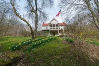 Moore House Inn & Cabins - Inns
