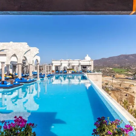 Villa With Private Pool & Patio in Cabo