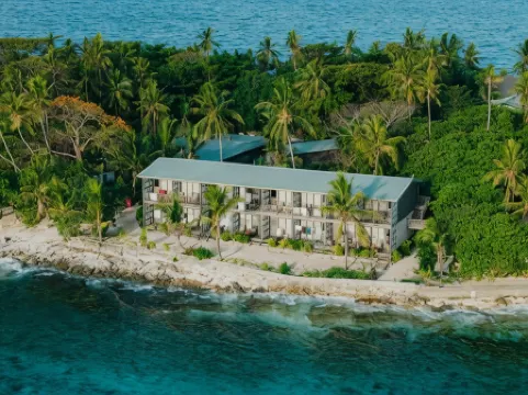 Beachcomber Island Resort