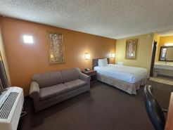Nendels Inn & Suites Dodge City Airport