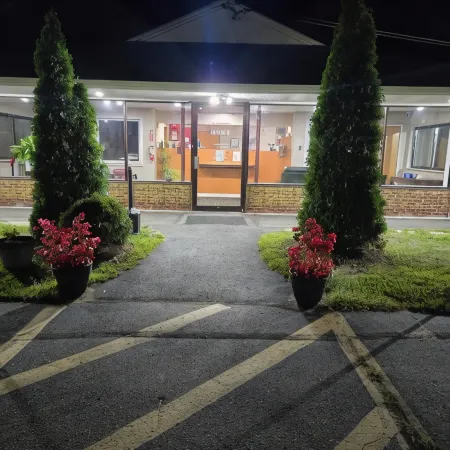 Nashoba Valley Inn & Suites