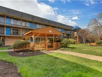 Suburban Studios Tysons Corner Hotels in Hunter Mill