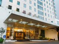 Park Hotel Cawang Jakarta Hotels near Komodo Indonesian Fauna Museum and Reptile Park