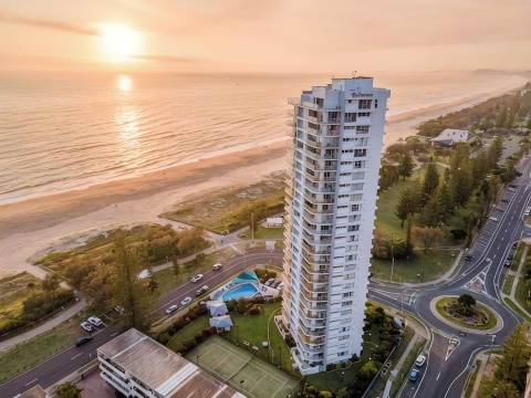 Talisman Apartments Hotels in Broadbeach