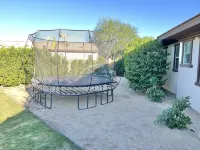 1/2acre Adult & Kid Playground-relax & have fun! Pool/spa-golf-tennis-shopping