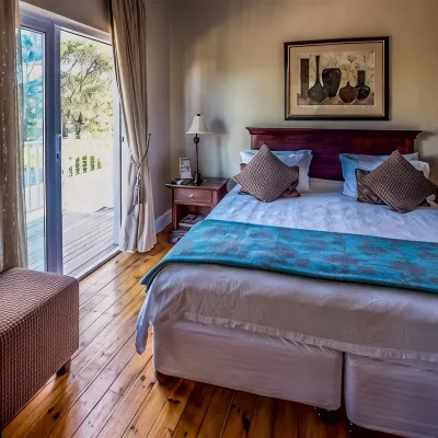 A&A Guesthouse Отели рядом с достопримечательностью «Форт Фредерик»
