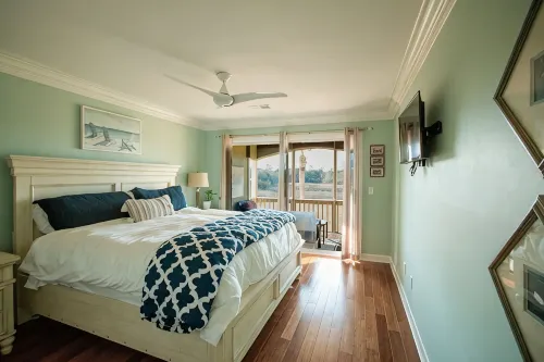 Gated Secluded Marsh View - 4-Star