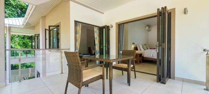 Palm Holiday Apartments Hotels in Praslin Island