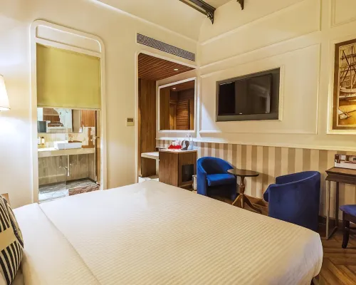 Polo Floatel Kolkata Hotels near Writer's Building
