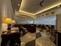The Rich Jogja Hotel - Fitnessstudio