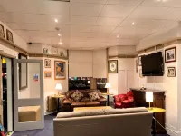 The oxford Hotel - New
